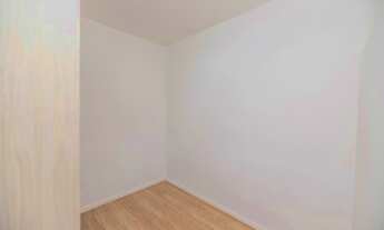 Imagem 3: Térrea para venda possui 381 metros quadrados com 6 quartos em Jardim Satélite - São Paulo