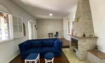 Imagem 4: Casa para venda possui 360 metros quadrados com 5 quartos