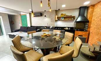 Imagem 2: Sobrado para venda possui 150 metros quadrados com 3 quartos em Itacolomi - Balneário Piça