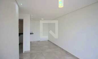 Imagem 2: Apartamento para Aluguel - Santa Mônica, 2 Quartos, 55 m2