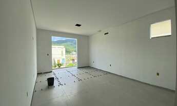 Imagem 2: Casa a venda Pedra Branca com 3 quartos 1 suíte 3 banheiros e 2 vagas