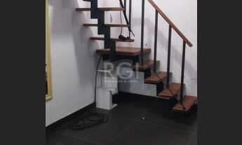 Imagem 3: Sobrado e edícula Sapucaia do Sul