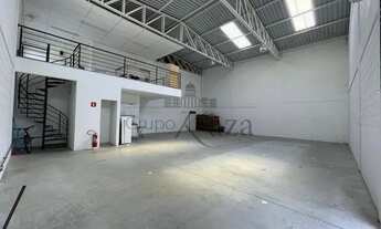 Imagem 7: Jacarei - Prédio Inteiro - Chacaras Santa Maria