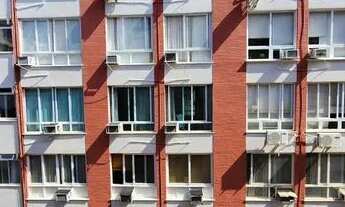 Imagem 3: Apartamento Ipanema, 80 metros, sala, 3 quartos, suíte, cozinha e dependência.- Rio de Jan