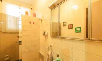 Imagem 7: Casa para Venda - 222m², 3 dormitórios, sendo 3 suites, 2 vagas - Menino Deus