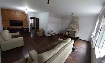 Imagem 2: Casa para venda com 244 metros quadrados com 4 quartos em Jardim dos Prados - São Paulo