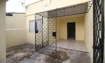 Imagem 3: Casa para venda tem 98 metros quadrados com 3 quartos em Caminho de Areia - Salvador - BA