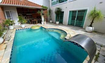 Imagem 4: Casa para venda com 700 metros quadrados com 5 quartos !