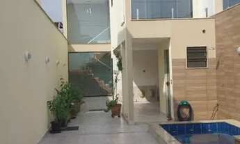 Imagem: Luxuoso Duplex com acabamento Fino No Centro