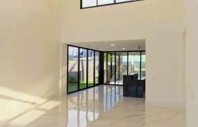 Imagem 3: Casa plana com 4 suites e piscina para venda e locação no Alphaville Ceará