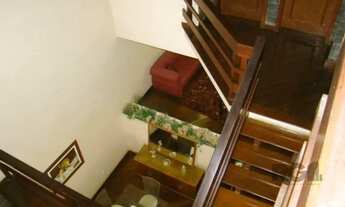 Imagem 5: Casa de 370m² - 4 dormitórios, 2 suítes e 4 vagas de garagem no bairro Espírito Santo