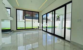 Imagem 6: Casa no Alphaville com 360 m², 4 quartos sendo 3 suítes e 1 semi