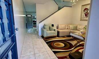 Imagem 5: Sobrado para venda possui 109 metros quadrados com 3 quartos em Vila Santa Inês - Trindade