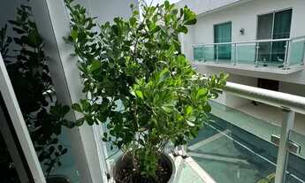 Imagem 2: Casa Reformada em Condomínio Versales - 3 Suítes, Semi-Mobiliada, R$7.900