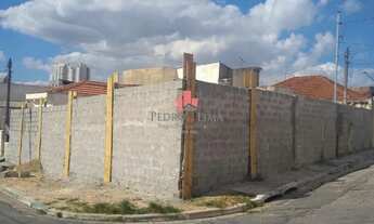 Imagem 3: Terreno plano murado e de esquina - Penha