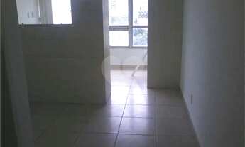 Imagem: Salão comercial à venda no condomínio