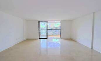 Imagem 3: Apartamento de 4 quartos à venda no bairro Granbery em Juiz de Fora/MG