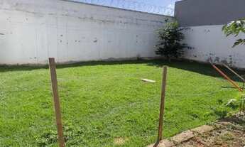 Imagem 7: Casa a venda no bairro Flamboyant