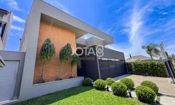 Imagem: CASA COM 4 QUARTOS SENDO 3 SUÍTES E PISCINA