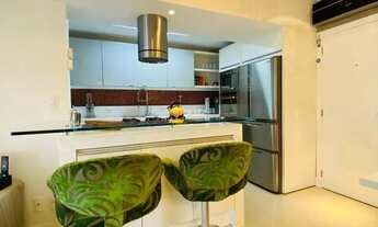 Imagem 3: Apartamento mobiliado, possui 2 dormitórios sendo 1 suíte em condomínio clube com acesso p