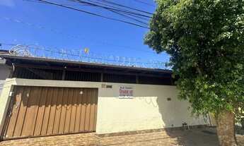 Imagem 4: Casa para venda com 150 metros quadrados com 3 quartos no Conjunto Residencial Yara - Goiâ