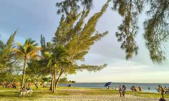 Imagem: CASA EM ARARUAMA A 100 METROS DA PRAIA SOL