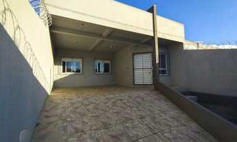 Imagem 2: Casa com Lage, 3 dormitórios, 2 vagas de garagem no bairro Guajuviras