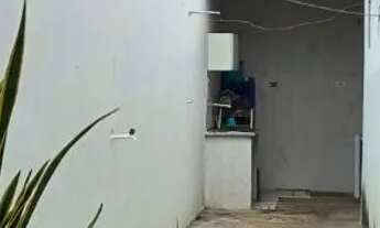 Imagem 2: Vendo casa no Eduardo costa 03 quartos sendo uma suíte 01 cozinha 02 banheiro