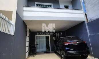 Imagem 2: Casa - Quadra do Mar - 120 Metros da Praia no Centro - Barra Velha - SC