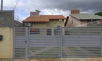 Imagem: Aluga-se 2 quartos sendo um suíte