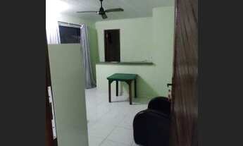 Imagem: Alugo kitinete no Centro de Figueira