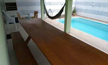 Imagem 4: Casa com 3 quartos, com piscina