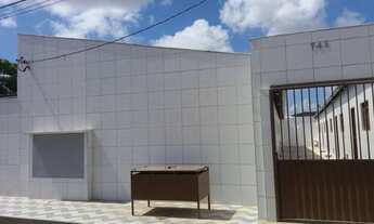 Imagem 2: Alugo Kitnet em Felipe Camarão com 1/4 R$ 300,00 reais Não paga água