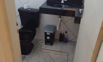 Imagem 6: Casa com garagem grande