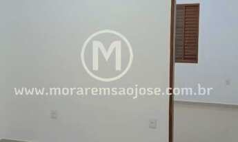 Imagem 4: Casa para Venda em São José dos Campos, Jardim Uirá, 2 dormitórios, 1 banheiro, 2 vagas