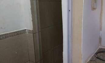 Imagem 4: Aluga-se uma casa pequena no centro