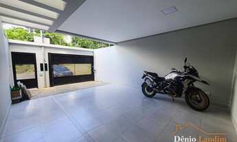 Imagem 3: Lindo Sobrado com porteira fechada para venda no bairro Reserva Real