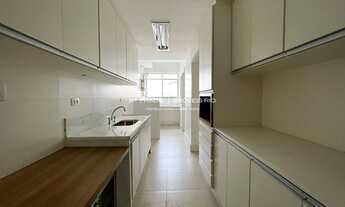 Imagem 6: Apartamento para aluguel possui 109 metros quadrados com 3 quartos em Lagoa - Rio de Janei