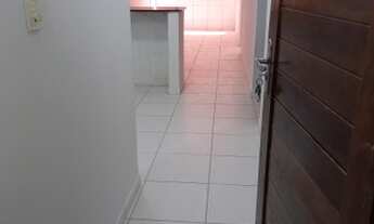 Imagem 4: Apartamento para aluguel com 80 metros quadrados com 3 quartos em Aeroclube