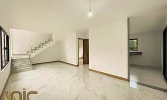 Imagem 2: Casa com 4 dormitórios à venda, 250 m² por R$ 1.090.000,00 - Várzea - Teresópolis/RJ