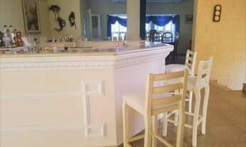 Imagem 6: Lindo e imponente sobrado à venda no Condomínio Marambaia em Vinhedo/SP