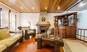 Imagem 2: CASA - 4 DORMITÓRIOS - 4 VAGA DE GARAGEM - CHURRASQUEIRA C/ PISCINA