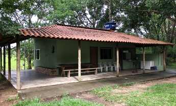 Imagem 2: Rancho para pesca na beira do rio São Francisco em Três Marias