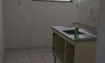 Imagem 6: Alugo apartamento térreo de dois quartos, sala, cozinha, banheiro, área de se