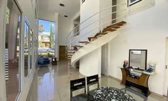 Imagem 4: Casa de condomínio para aluguel tem 293 metros quadrados com 4 quartos