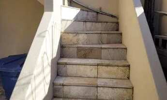 Imagem 2: Casa sobreposta Casa com 2 dormitórios