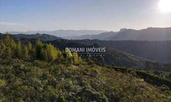 Imagem: Terreno Plano com Vista para a Pedra do