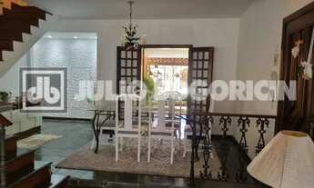 Imagem: Maravilhosa Casa em Condomínio fechado