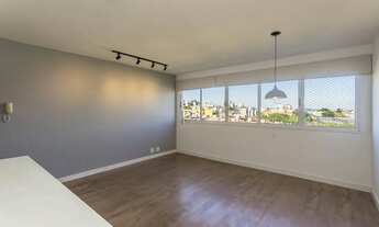 Imagem 3: Apartamento semimobiliado com 02 dormitórios sendo um suíte no Bairro Tristeza