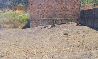 Imagem: 2 terreno medindo 8m de frente por 16m de